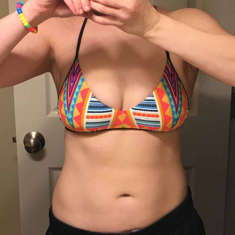 Eidon Madison Sukuma Geometric Bikini Top Large